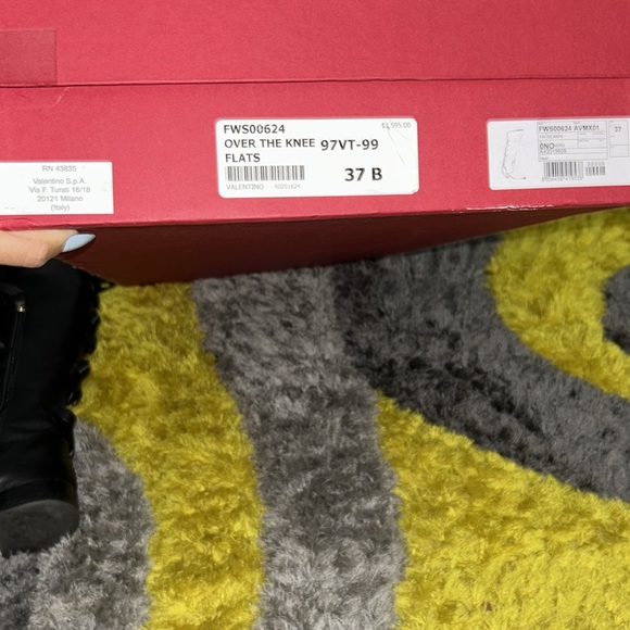 Valentino authentic over the knee flat boot - Picture 4 of 5